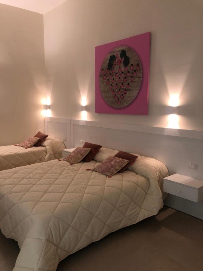 Paleat-Manduria Bed & Breakfast ภายนอก รูปภาพ