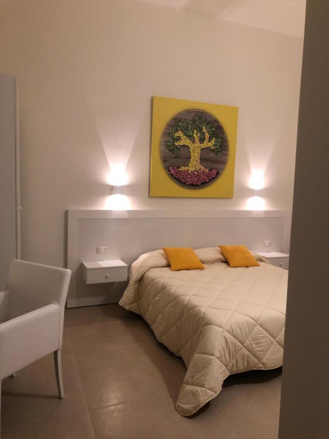 Paleat-Manduria Bed & Breakfast ภายนอก รูปภาพ