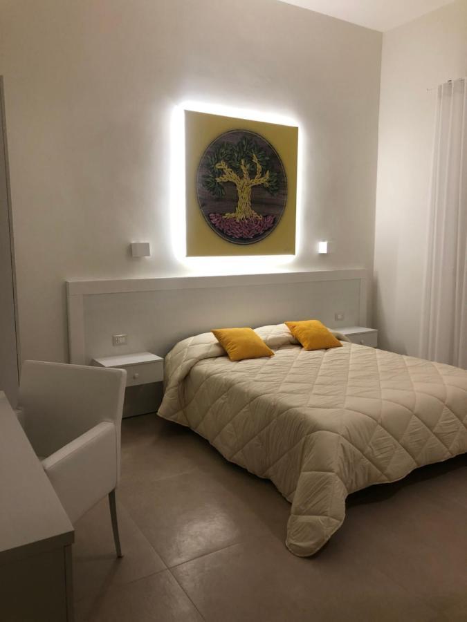 Paleat-Manduria Bed & Breakfast ภายนอก รูปภาพ